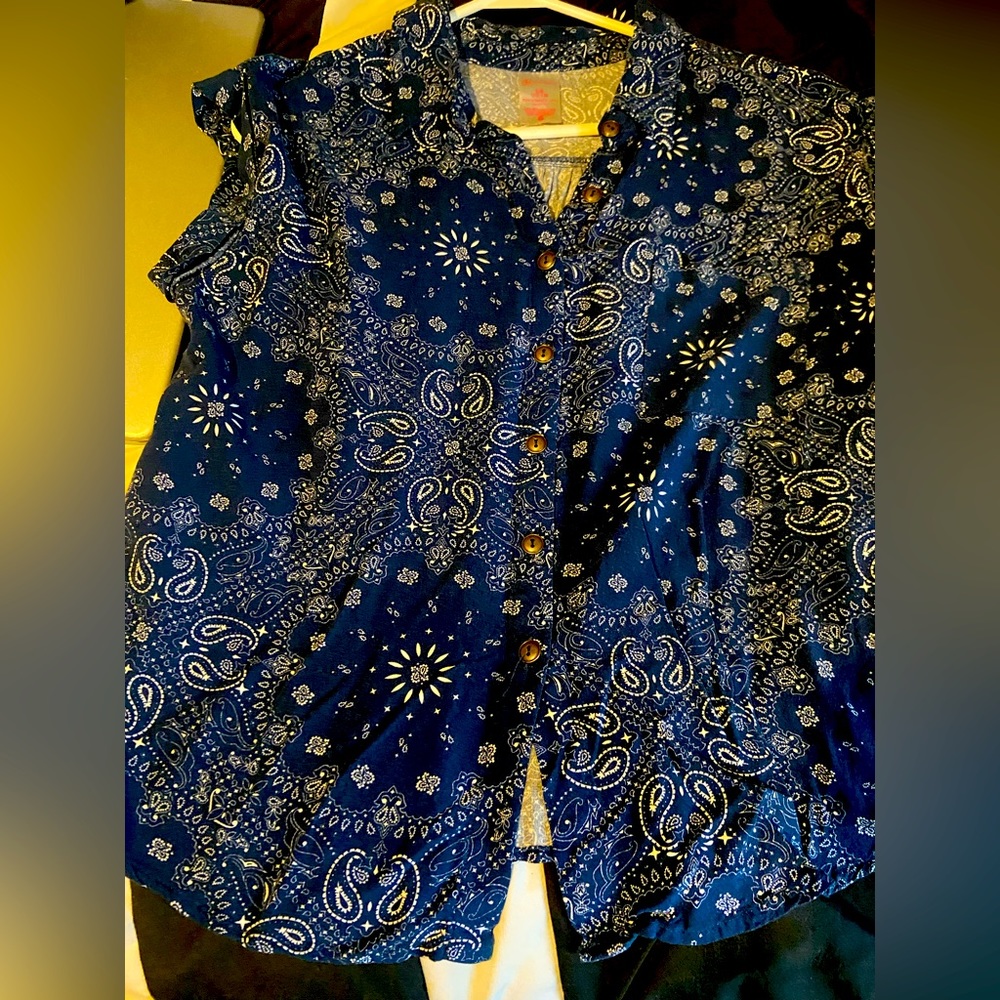 Women's Shirt
